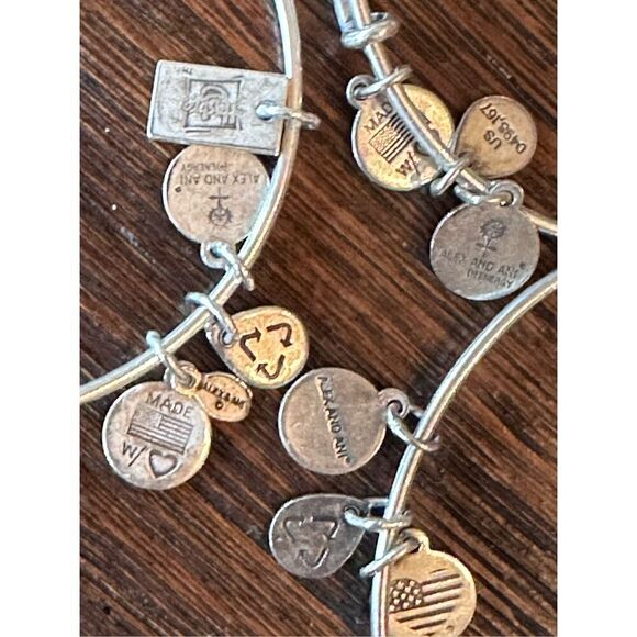 Set of 3 Alex and Ani silver bracelets - Picture 2 of 4